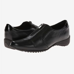 Munro Leather Zip Berkley, Narrow Women's 8